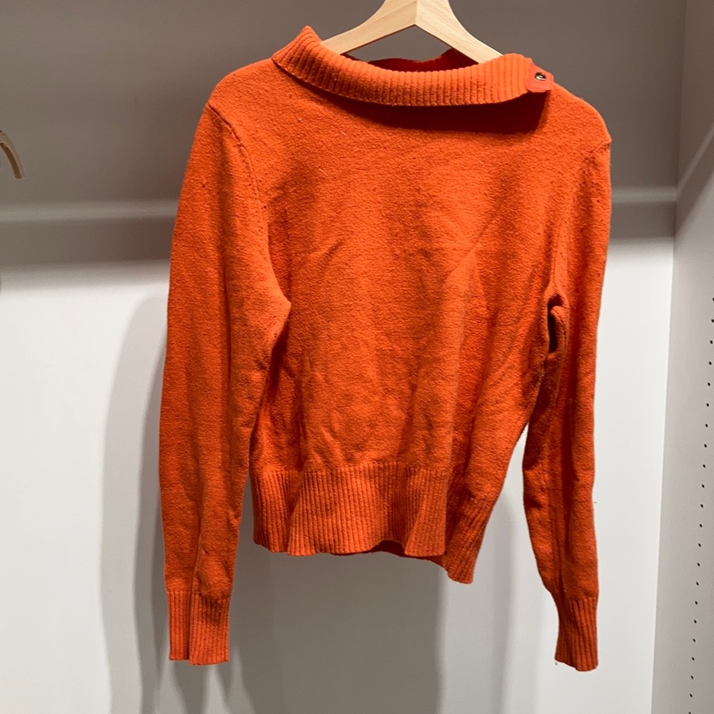 Turtle neck sweater